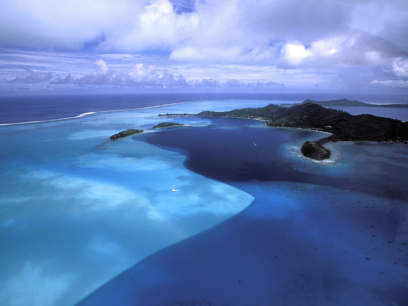 wyspy - Blue Variation, Bora Bora, French Polynesia.jpg