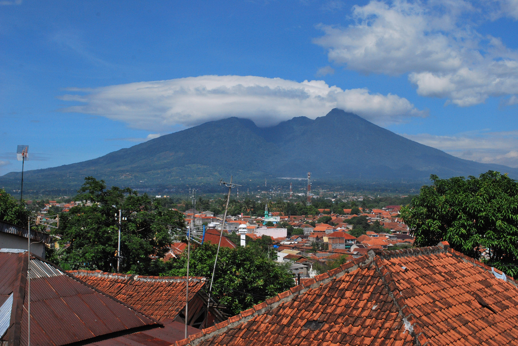 Indonezja - wulkan Salak.jpg