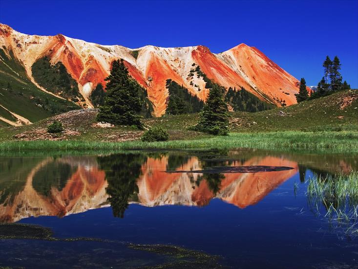 Kolorado - Red Mountain Reflected in Alpine Tarn in Gary Cooper Gulch, Ouray, Colorado.jpg